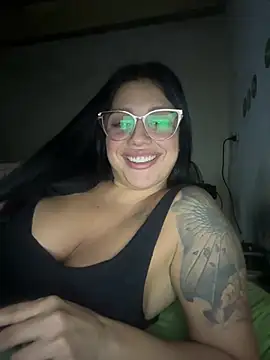 kayladolli online show from 5, 4, 2026