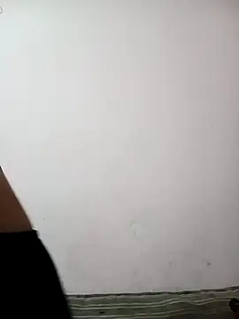 Snapshot of MANSI_HORNI86 chatting on 4, 4, 2026 MANSI HORNI86 online show from 4, 4, 2026