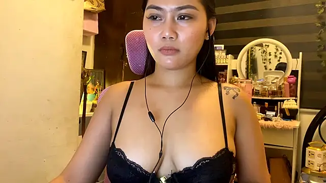GlindaDejardin online show from 3, 6, 2026