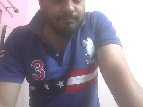 hotboyl6969 online show from 5, 4, 2026