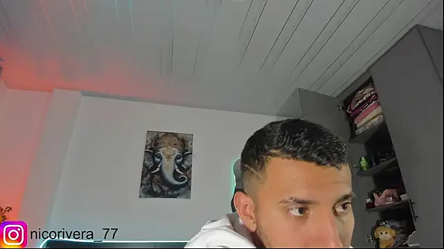 Emma Nico online show from 17, 4, 2026