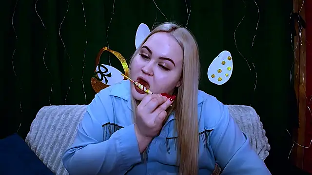 BlondeGlem online show from 11, 4, 2026