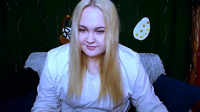 BlondeGlem online show from 10, 4, 2026