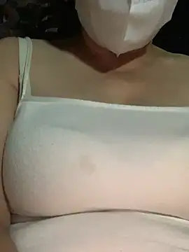 Snapshot of candy-beo chatting on 3, 7, 2026 candy-beo online show from 3, 7, 2026