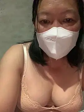 Snapshot of candy-beo chatting on 11, 6, 2026 candy-beo online show from 11, 6, 2026