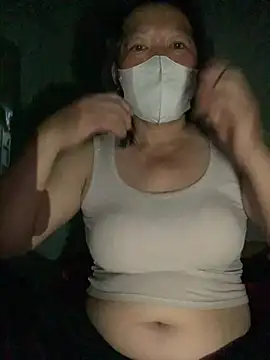 Snapshot of candy-beo chatting on 4, 7, 2026 candy-beo online show from 4, 7, 2026