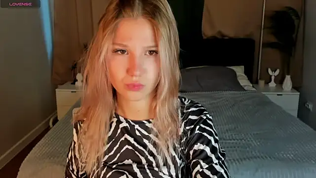 Angelina Becker online show from 28, 5, 2026