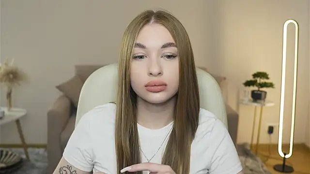 SangVivolo online show from 5, 4, 2026