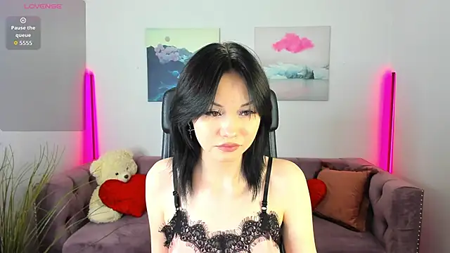 Snapshot of LilySparkls chatting on 28, 5, 2026 LilySparkls online show from 28, 5, 2026