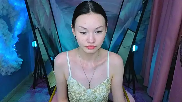 Snapshot of LilySparkls chatting on 6, 5, 2026 LilySparkls online show from 6, 5, 2026