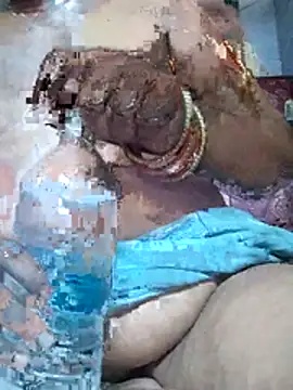 Snapshot of Desi_hot_bhabhi01 chatting on 11, 6, 2026 Desi hot bhabhi01 online show from 11, 6, 2026
