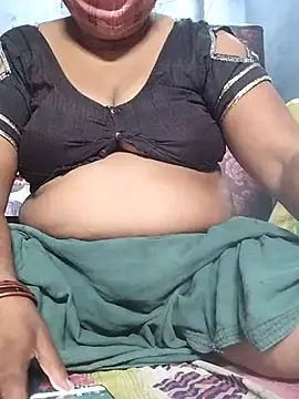 Snapshot of Desi_hot_bhabhi01 chatting on 2, 7, 2026 Desi hot bhabhi01 online show from 2, 7, 2026