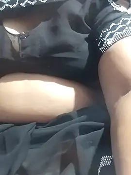 Snapshot of Desi_hot_bhabhi01 chatting on 28, 6, 2026 Desi hot bhabhi01 online show from 28, 6, 2026