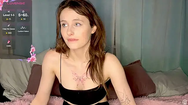 Snapshot of NessBarre chatting on 24, 6, 2026 NessBarre online show from 24, 6, 2026