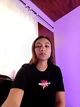 Leticia Hinkley  online show from 1, 5, 2026