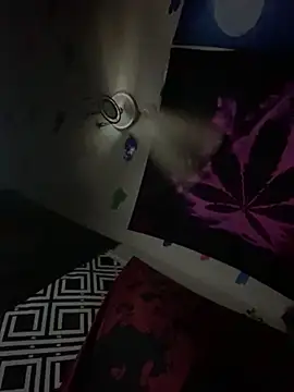 avery  1 online show from 5, 4, 2026