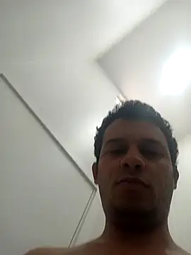 Snapshot of alberto_marques chatting on 27, 4, 2026 alberto marques online show from 27, 4, 2026