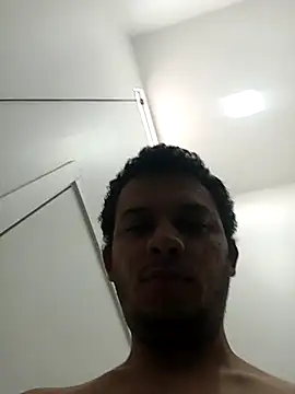 Snapshot of alberto_marques chatting on 2, 5, 2026 alberto marques online show from 2, 5, 2026