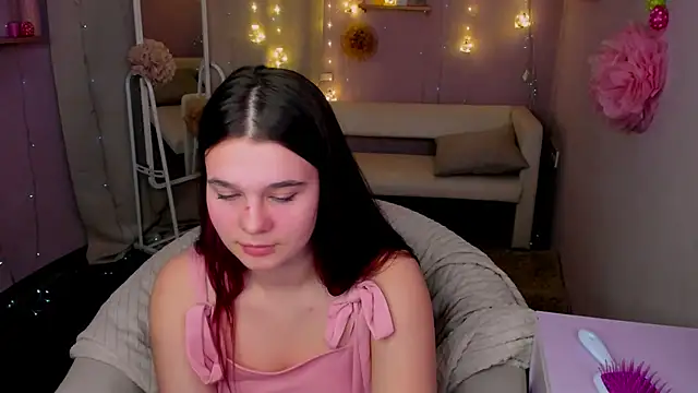 Kacey Love online show from 3, 5, 2026