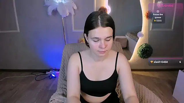 Kacey Love online show from 17, 7, 2026