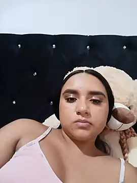 Snapshot of Valentina_Narvaez chatting on 18, 6, 2026 Valentina Narvaez online show from 18, 6, 2026