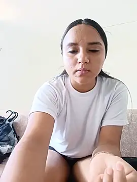 Snapshot of Valentina_Narvaez chatting on 7, 7, 2026 Valentina Narvaez online show from 7, 7, 2026