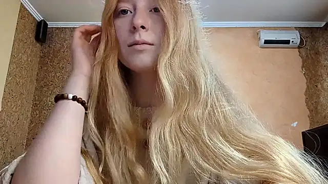 KateVibe 01 online show from 15, 5, 2026