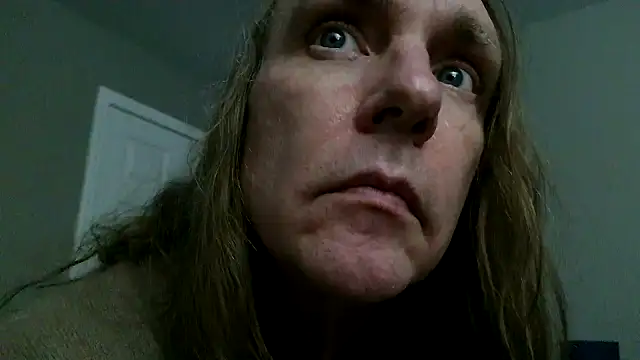 Magnus Luv online show from 27, 5, 2026