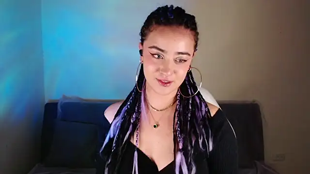 Mollyrose99 online show from 4, 6, 2026