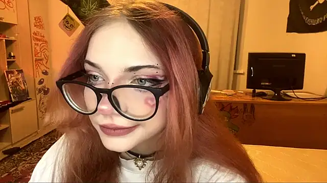 RedHeadCat online show from 8, 5, 2026