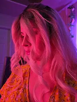 ItsAuroraBorealis online show from 30, 5, 2026