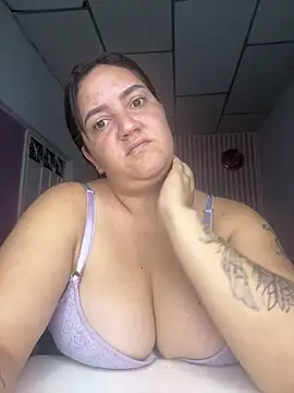 Snapshot of Fresita-12 chatting on 4, 4, 2026 Fresita-12 online show from 4, 4, 2026