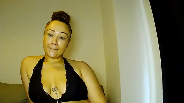 Theone T online show from 28, 7, 2026