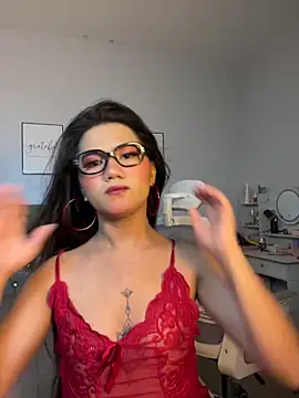 Snapshot of JassmineLove chatting on 20, 6, 2026 JassmineLove online show from 20, 6, 2026