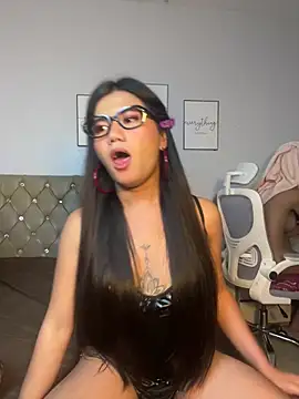 Snapshot of JassmineLove chatting on 2, 6, 2026 JassmineLove online show from 2, 6, 2026
