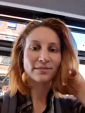 Julialexxxx online show from 6, 5, 2026