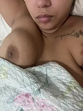 gabyzinha2030 online show from 21, 4, 2026
