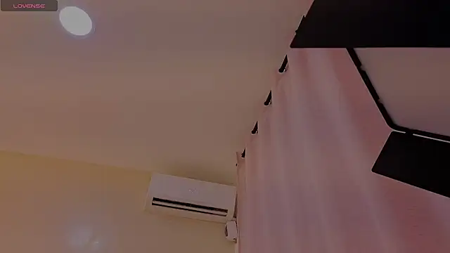 sweetkimmie  online show from 30, 4, 2026