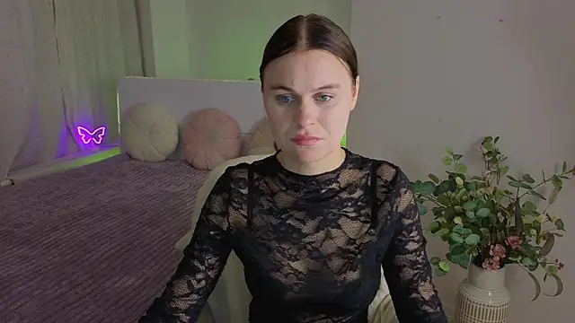 Nikkyy reed online show from 8, 5, 2026