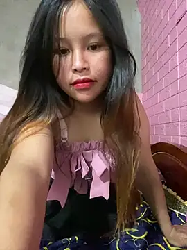 Hini cute online show from 8, 4, 2026