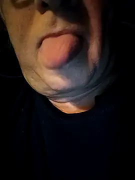 lickboy40 online show from 10, 5, 2026