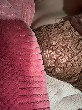 Sexx-12x online show from 11, 4, 2026