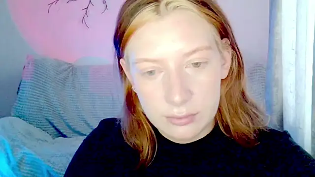 Snapshot of earn_my_lily chatting on 24, 4, 2026 earn my lily online show from 24, 4, 2026