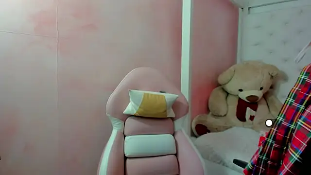 valentina  ortiz online show from 16, 6, 2026