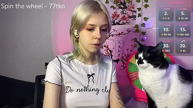LunaBless online show from 30, 5, 2026