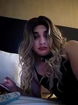 MichelleCD23 online show from 5, 4, 2026