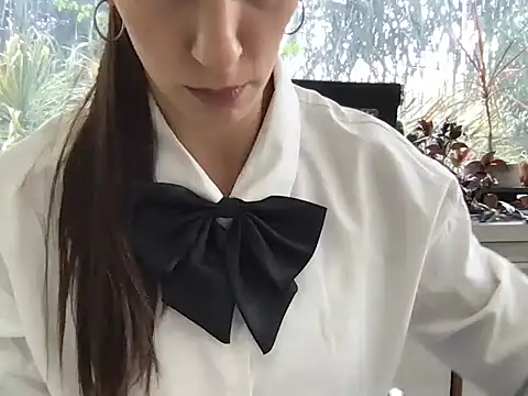 canduxgirl online show from 6, 4, 2026