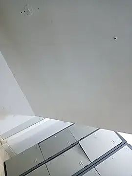 Achrafbobo online show from 5, 4, 2026