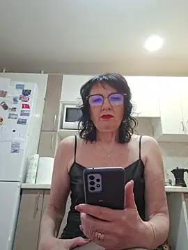 LaliaMia online show from 7, 4, 2026