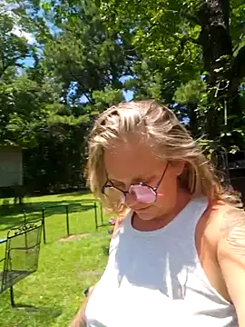 Snapshot of Blondejenn chatting on 29, 6, 2026 Blondejenn online show from 29, 6, 2026